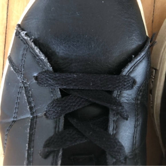 VINTAGE Fila Faux Leather Black Low Top Sneakers Size 7 - Picture 7 of 10